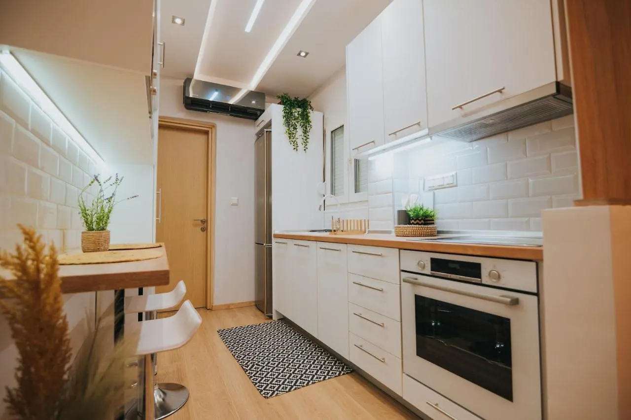 New Cozy By The Sea Apartment Thessaloniki 0*,  Greece